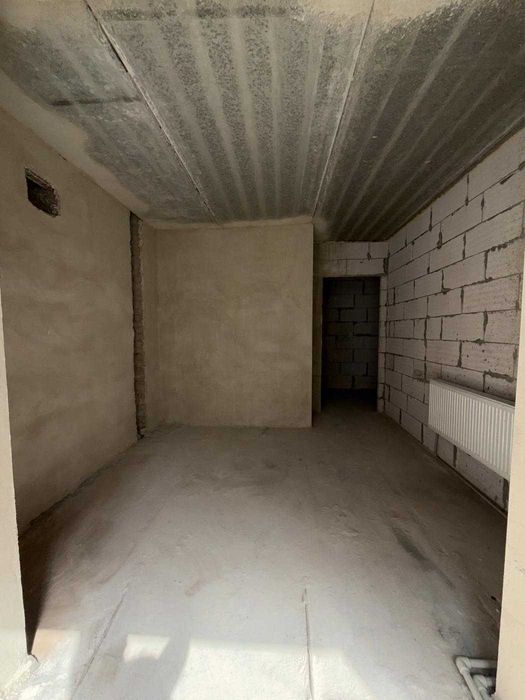 2-кімнатна квартира в новобудові з балконом та лоджією