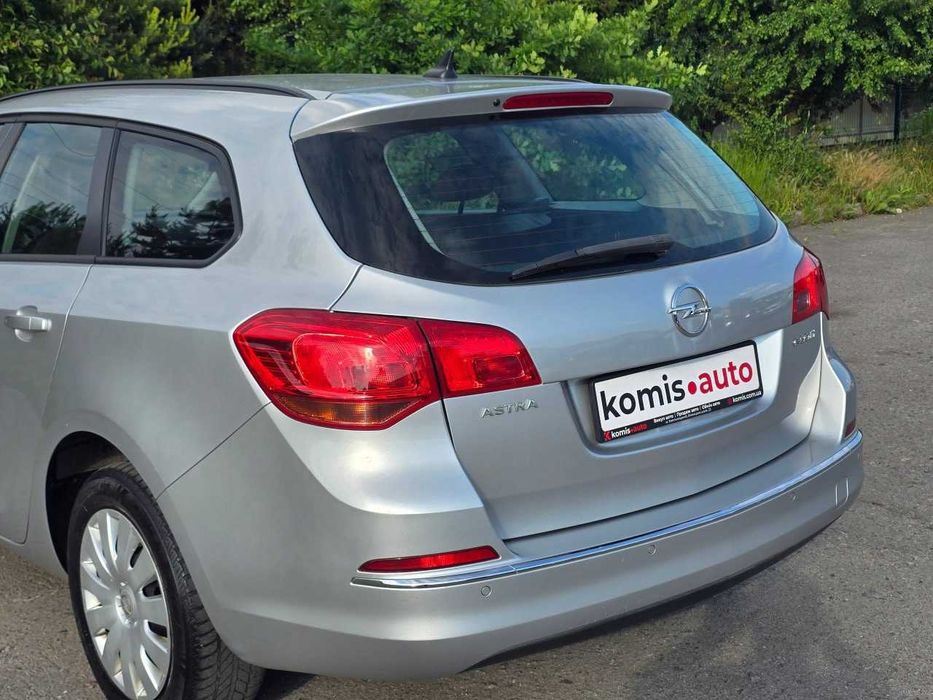 Продам  Opel Astra 2016. Можна в розстрочку, під викуп.