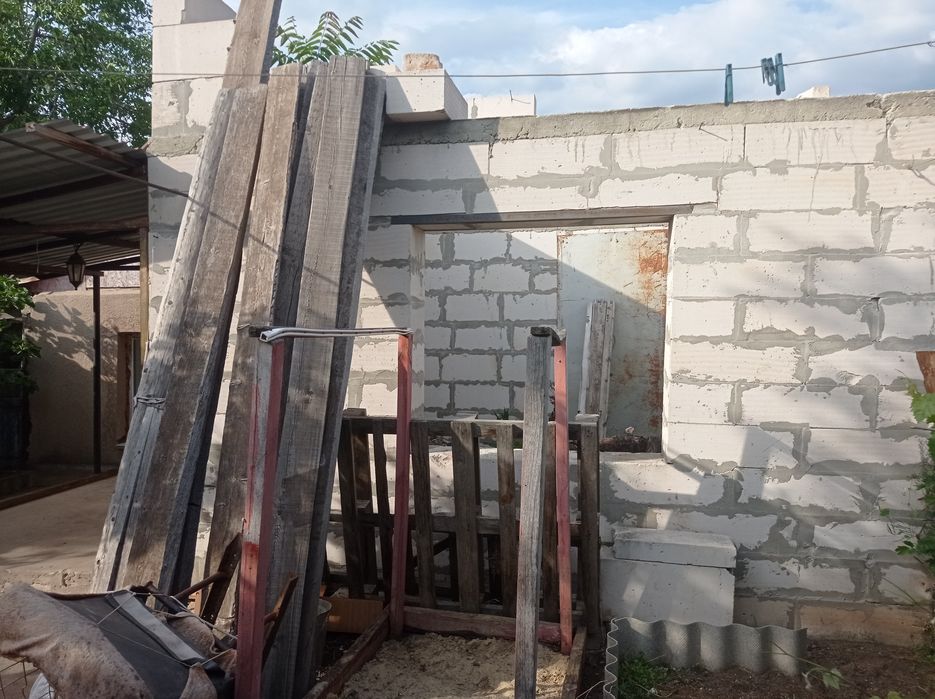 Продам Дом-3 комн. 47/30/8;в/у, р-он 8 Военная-Володарского