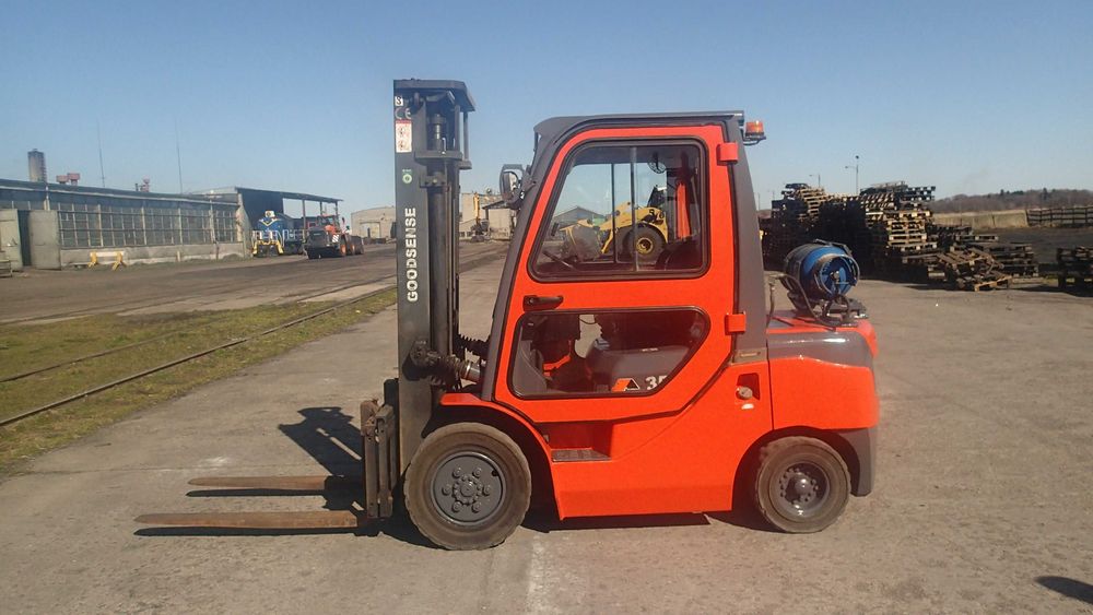 Wózek widłowy czołowy GOODSENSE FY35 2020r.