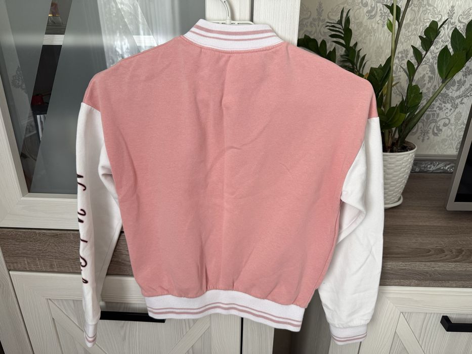 Дитячий рожевий бомбер