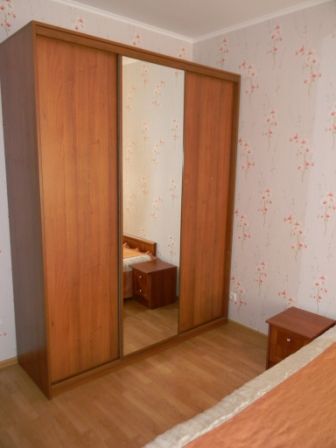 Простора 2 кім. квартира, р-н ТРЦ "Поділля Сіті", Зодчих 5.