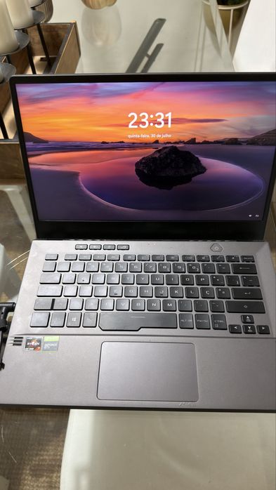 pc gamming ASUS ROG ZEPHYRUS G14