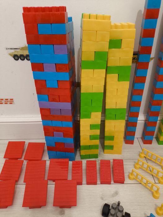 Klocki plastikowe 419 elementów
