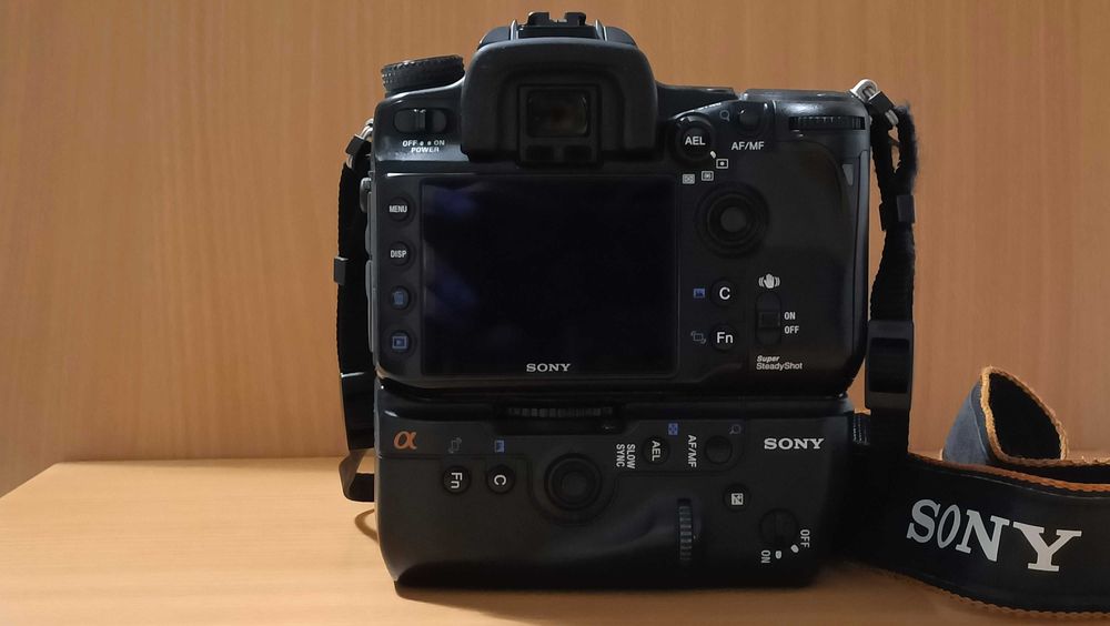 Máquina DSLR Sony A700 + Grip + Tamron 17-50 f:2,8