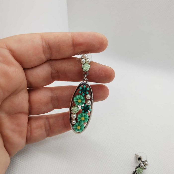 BRINCOS (5) 1 unid- 3€; 2 unid- 4€; 3 unid- 5€