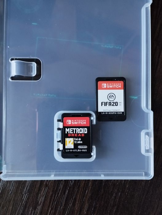 Nintendo Switch + 2 гри. Metroid Prime та Fifa
