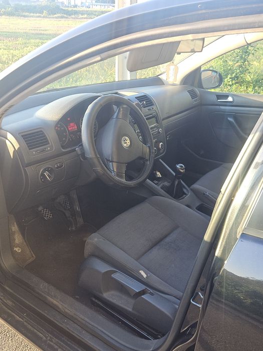 Volkswagen Golf V GPL – Económico – 2003
