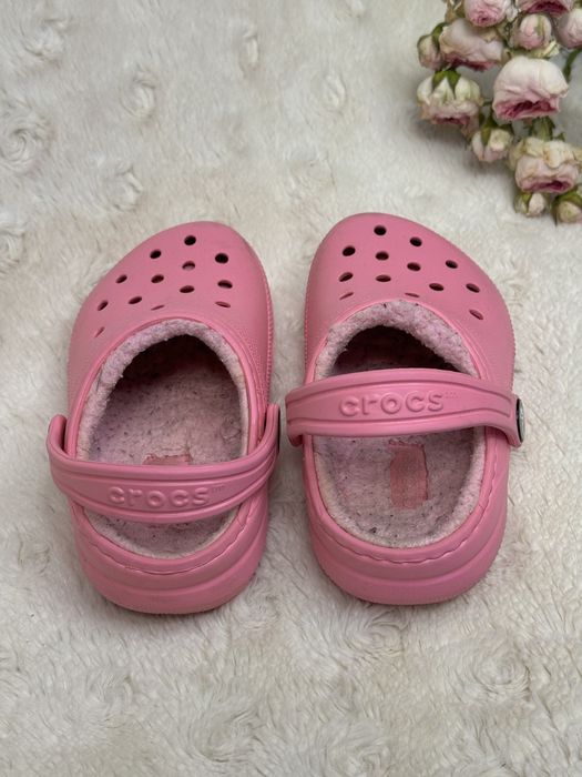 Crocs dziecięce różowe ocieplane C8 kapcie klapki