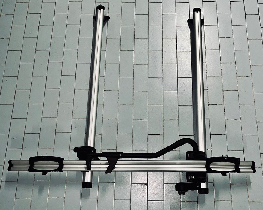 Thule - 2 Barras de tejadilho e 1 Suporte de tejadilho para bicicleta