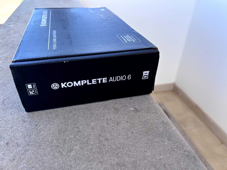 Native Instruments Komplete 6i6 MK2
