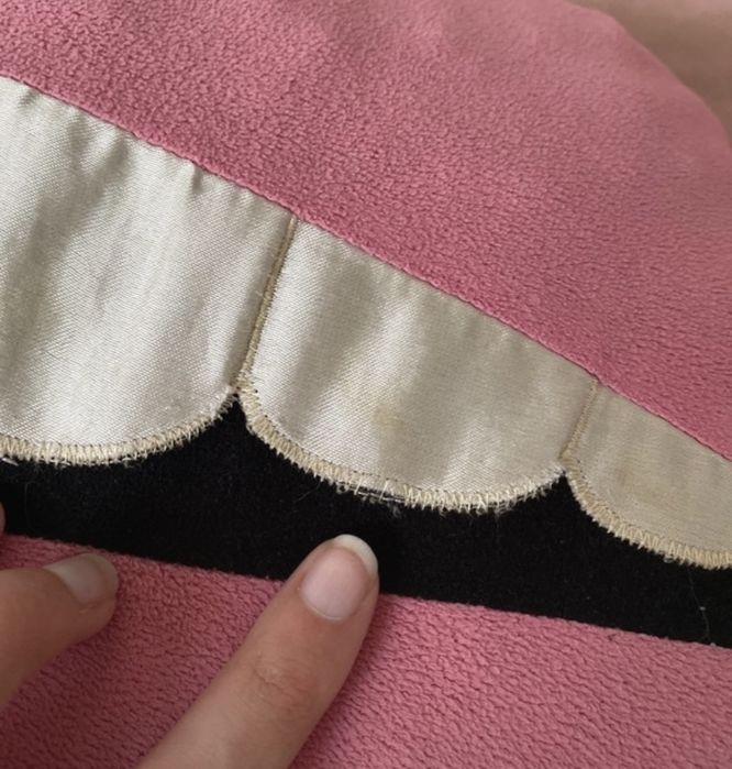 Almofada Ikea formato de lábio