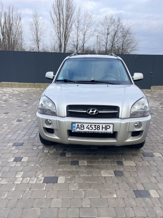 Huyndai Tucson 2009 2.0 диз Автомат