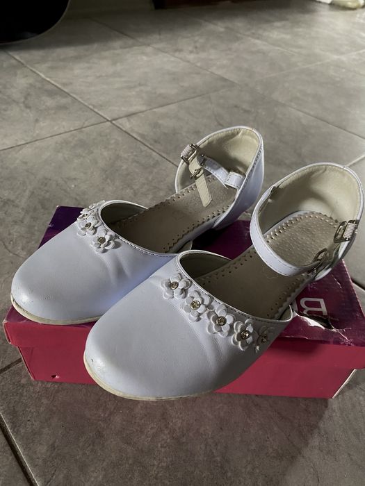 Buty białe roz. 32