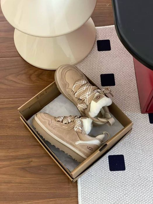 Жіночі кросівки Ugg Lowmel