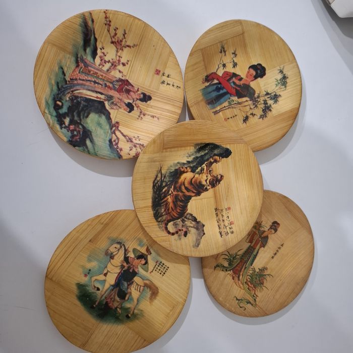 Antiguidades e peças únicas