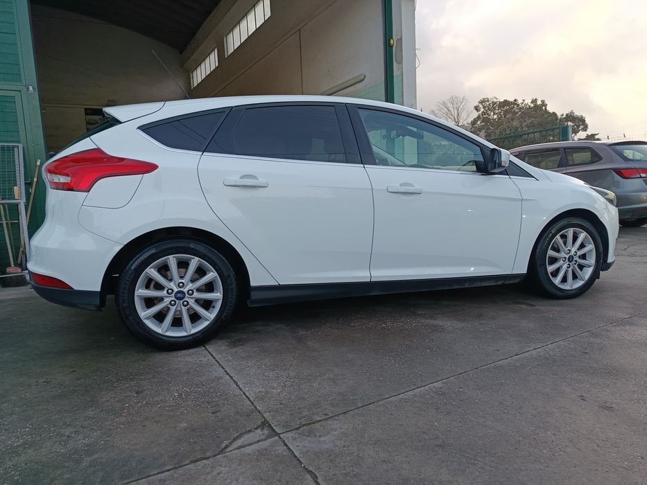 Ford focus  1.0 eco boost