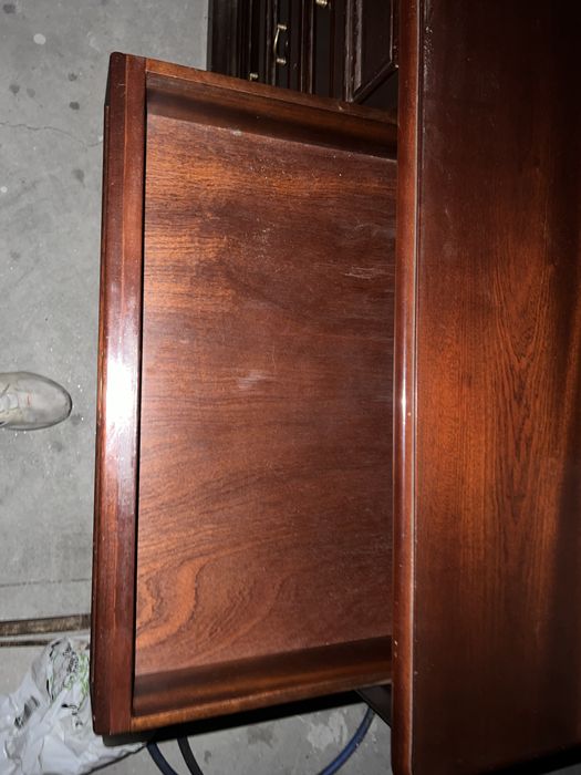 Secretária em madeira