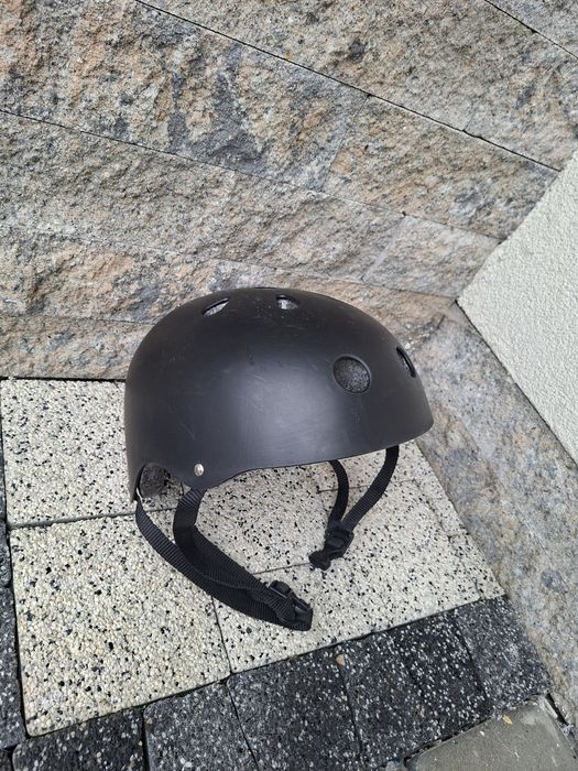 Kask Movino orzeszek rozmiar M 54-58cm