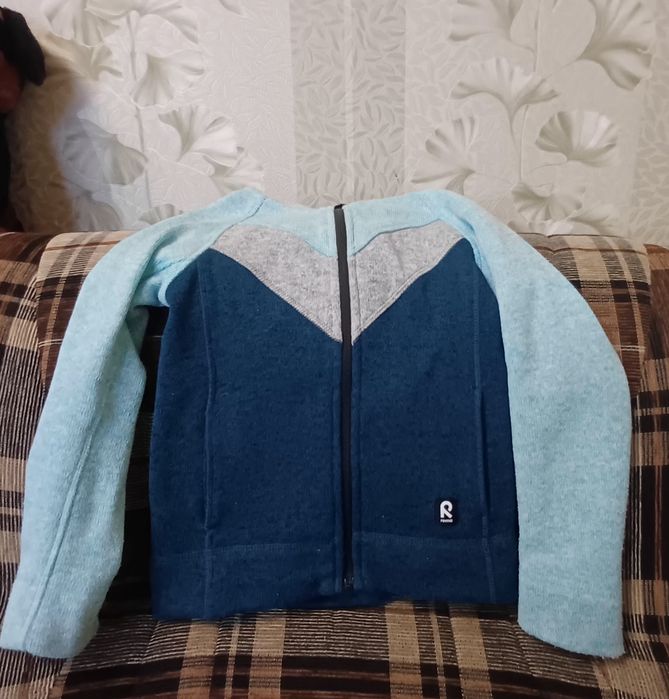 Продам фліску Reima, 122см