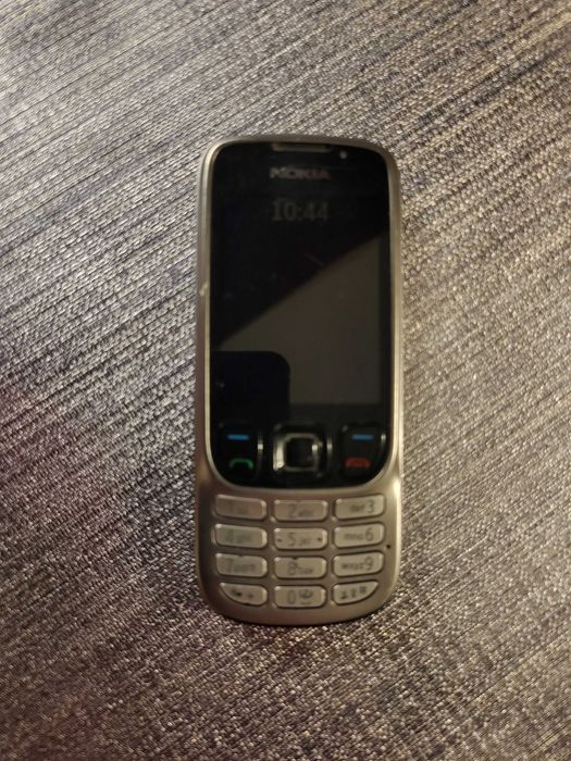 Telefon nokia 6303