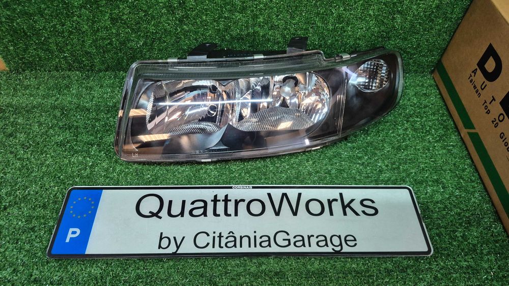 Otica Farol Esquerdo Seat Leon 1M Toledo 1M Ref. 445-1109L-LD-EM NOVO