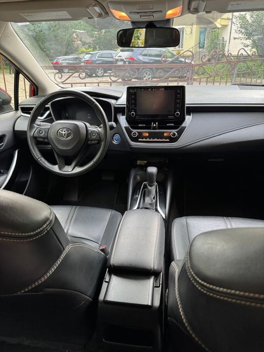 Toyota Corolla e21 , гібрид, 1.8
