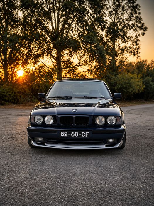 BMW serie 5 E34 540i V8 impecável