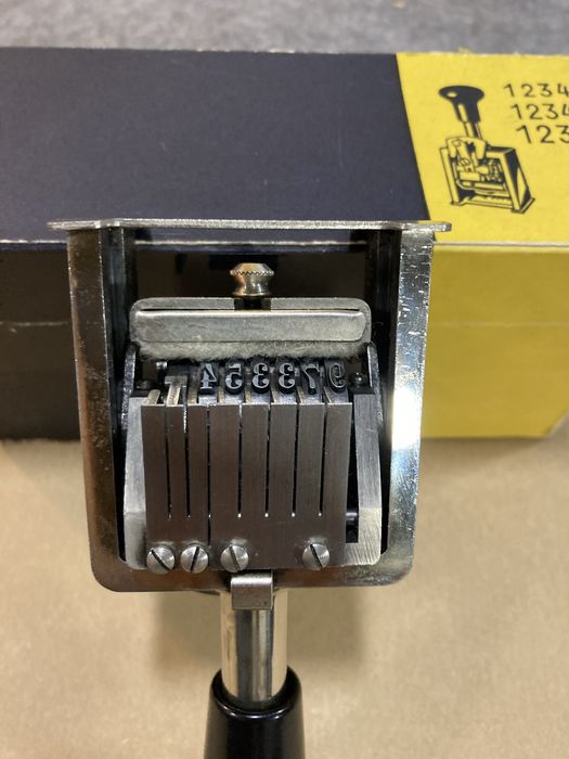 Numerator,datownik B2