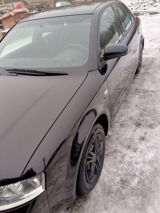 Ауді А 4 в чудовому стані хто купе жаліть не буде