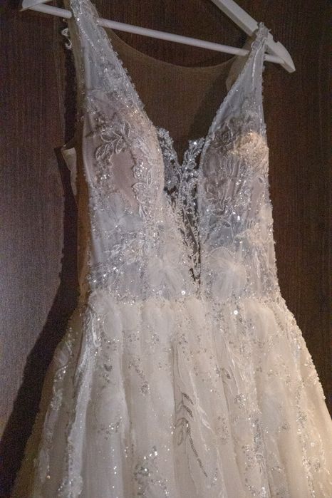 Vendo vestidos de noiva e damas