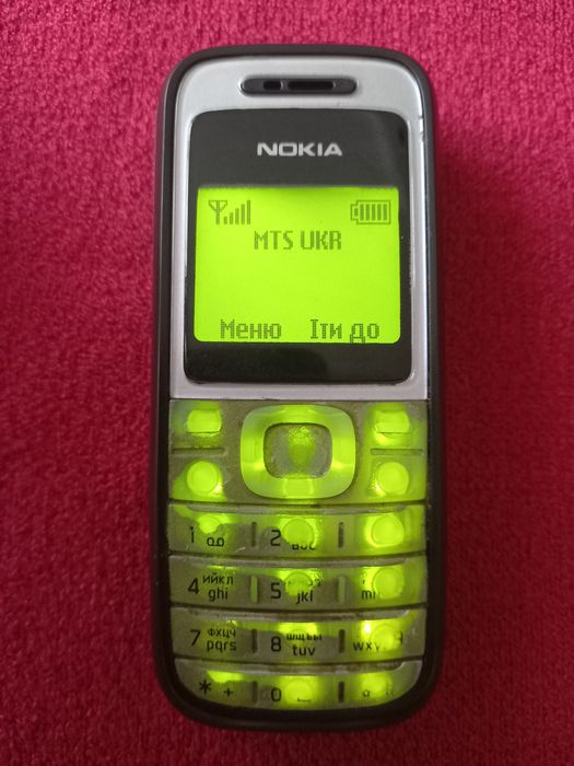 Кнопочный телефон Nokia1200