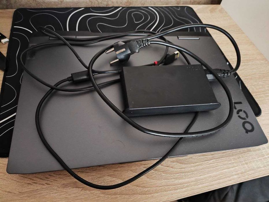 Lenovo LOQ 15 с RTX 4050