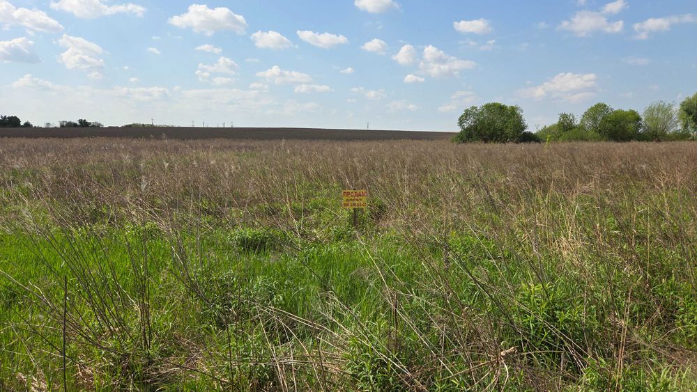 Продаж земельної ділянки під забудову с.Колонщина , Фортеця
