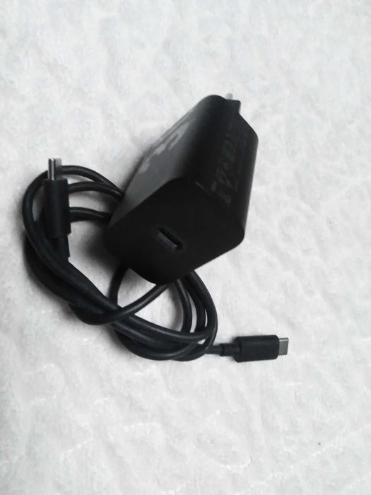 ładowarka sieciowa Motorola MC-302 + kabel USB-C