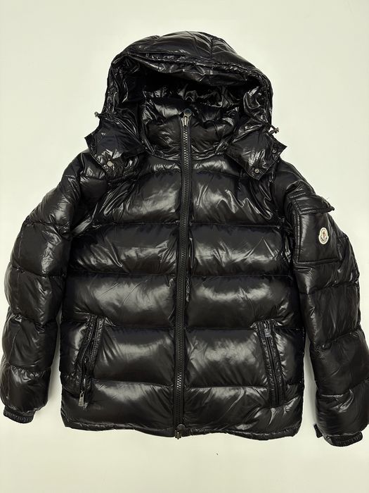 Куртка Пуховик MONCLER Maya M L