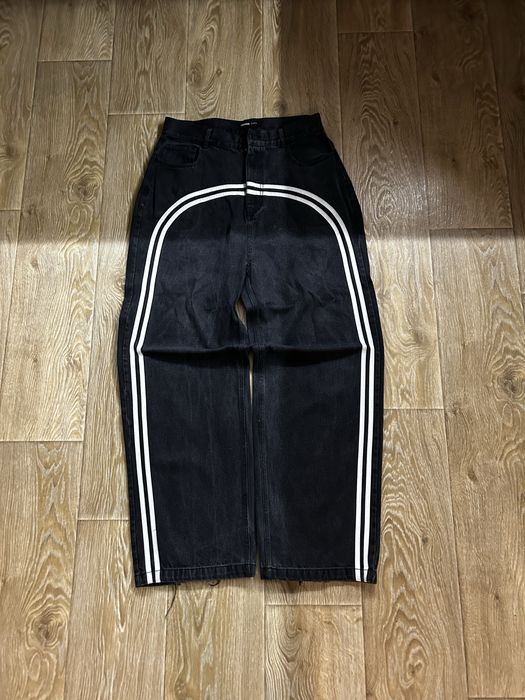 Baggy jeans с биліми полосками