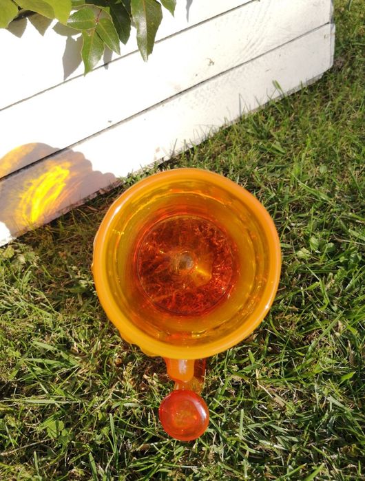 Kufel z kolorowego szkła - Krakowski Instytut Szkła: Słuczan-Orkusz