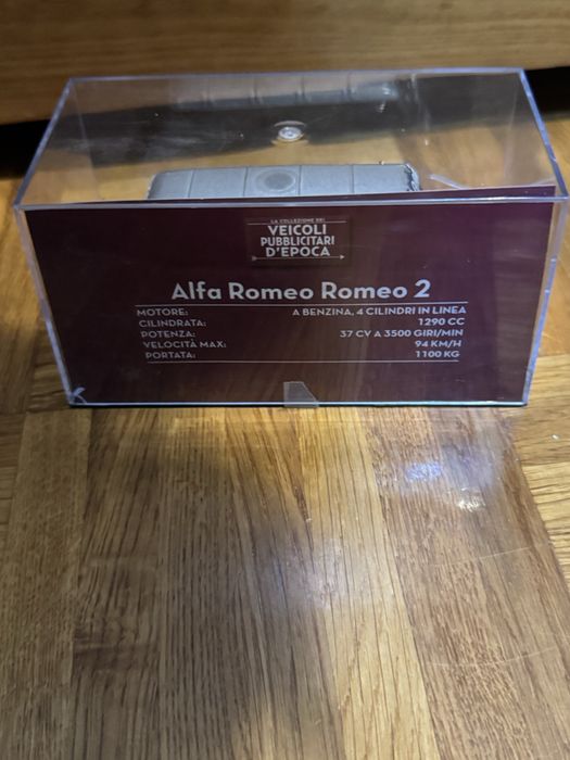 Vendo miniatura Alfa Romeo Romeo 2 (Charms / Alemagna) de 1959