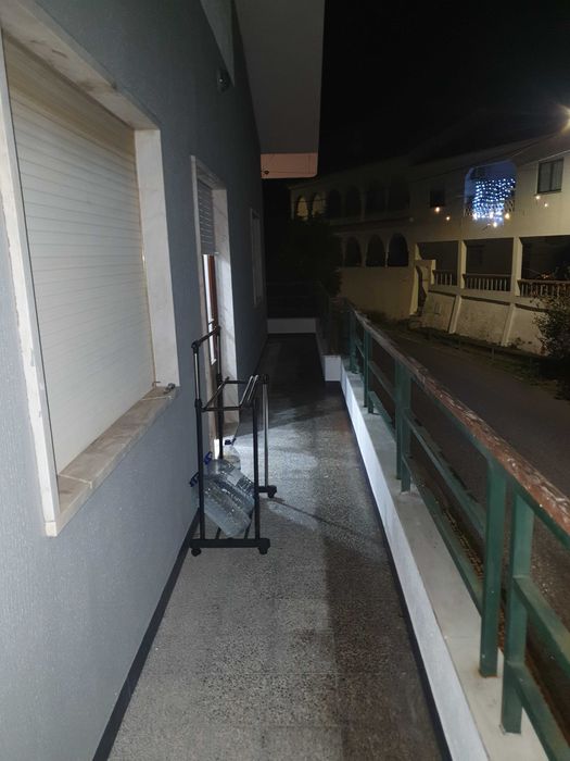 Quarto para CASAL em Azambuja c/ Varanda