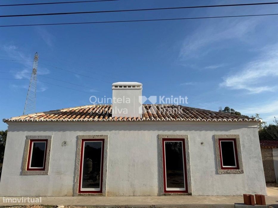 Monte com moradia T2 com piscina em Santiago do Cacém, Setúbal