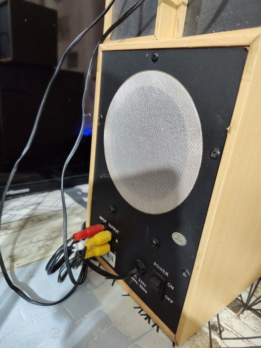 Колонки 2.1 Luxeon