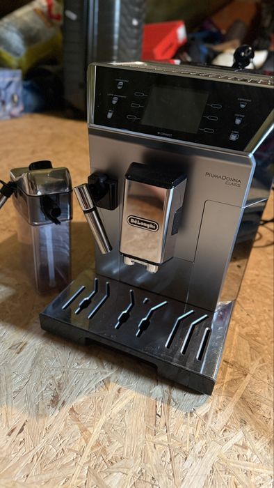 De Longhi Primadonna Class