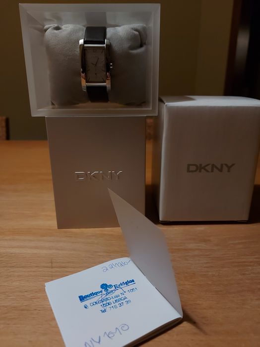 Relógio DKNY masculino em estado impecável