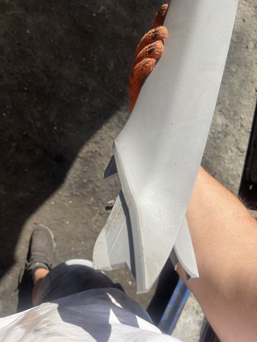 Стойка лобового стекла Toyota Camry 40 тойота камри 40: 400 грн ...