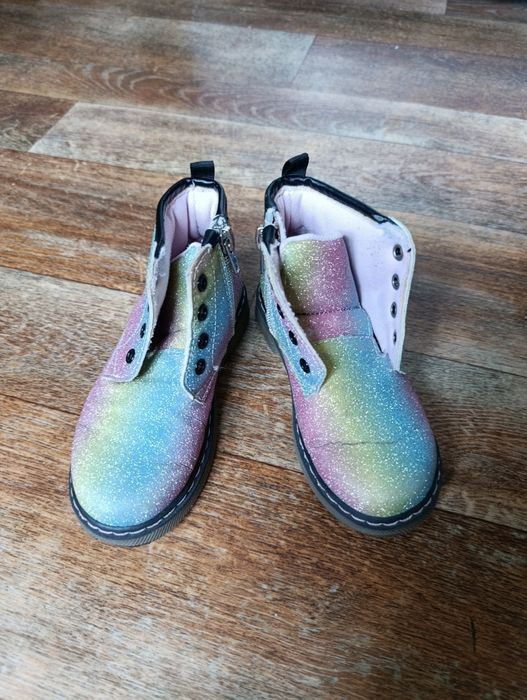 Ботінки дитячі 26р