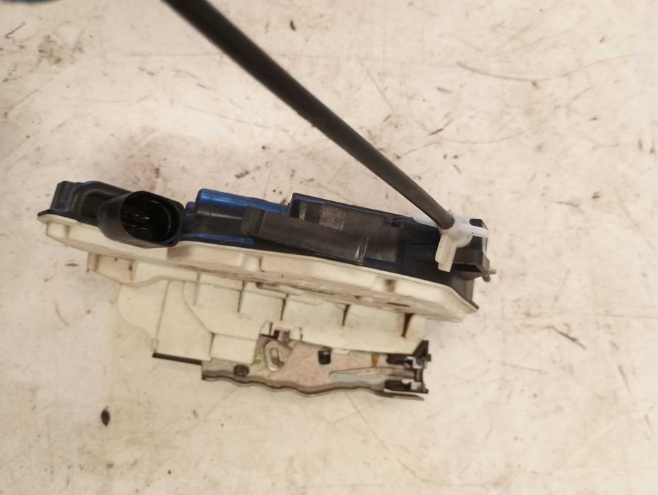 Fecho / Fechadura Porta Frente Direito VW Scirocco
