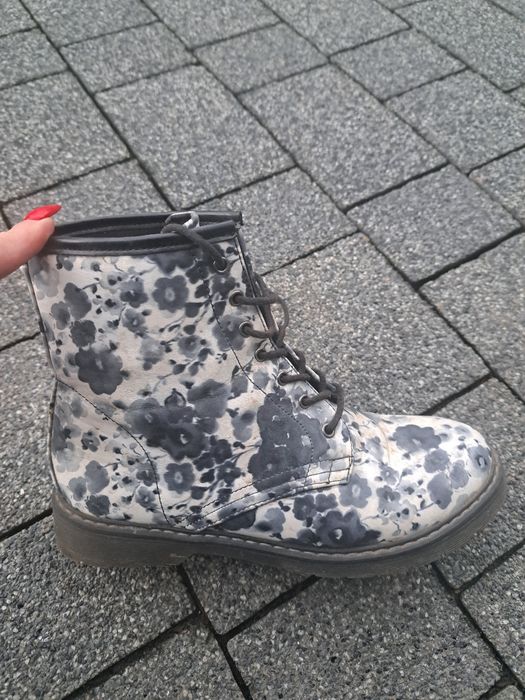 Buty  trapery  biało czarne