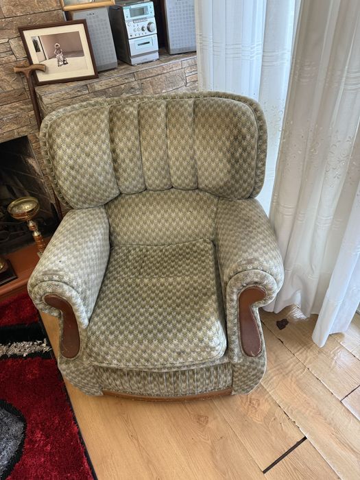 Sofá e 2 cadeirões