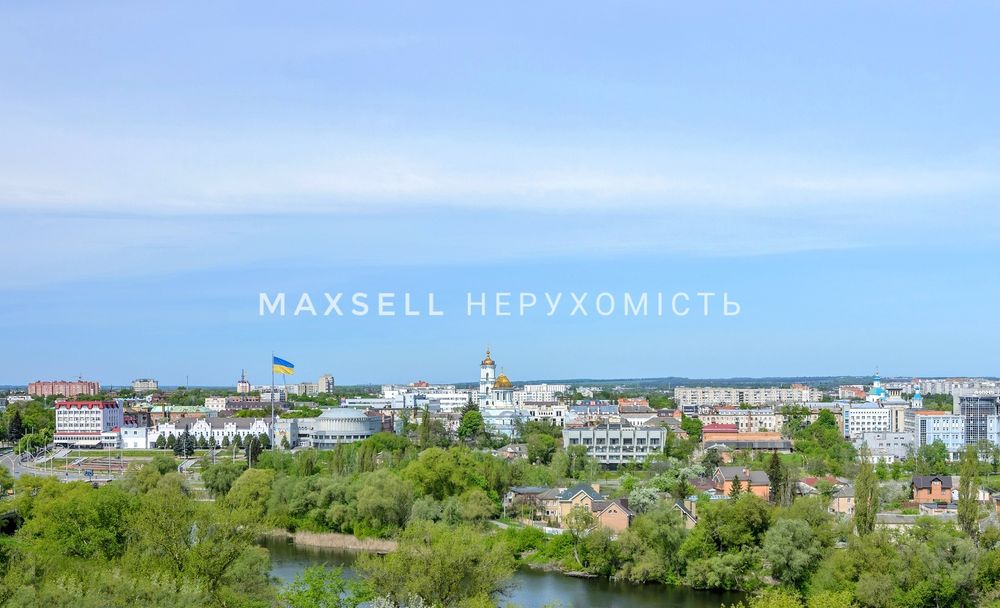 Продам квартиру з дизайнерським ремоном в центрі в новобудові